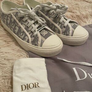 Walk'n'Dior Sneaker size 37 us 6.5